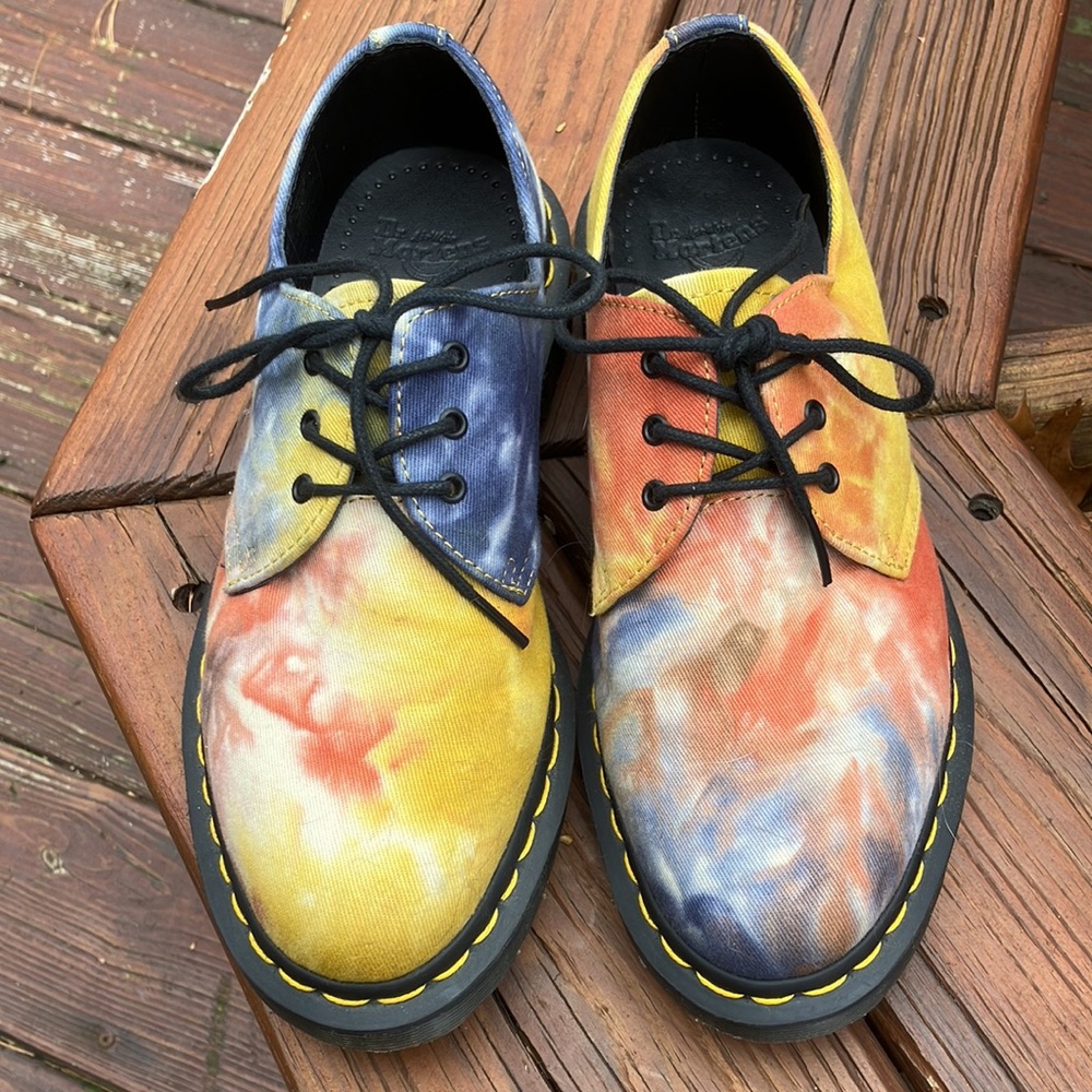 DR MARTENS Oxford Shoes Limited Edition